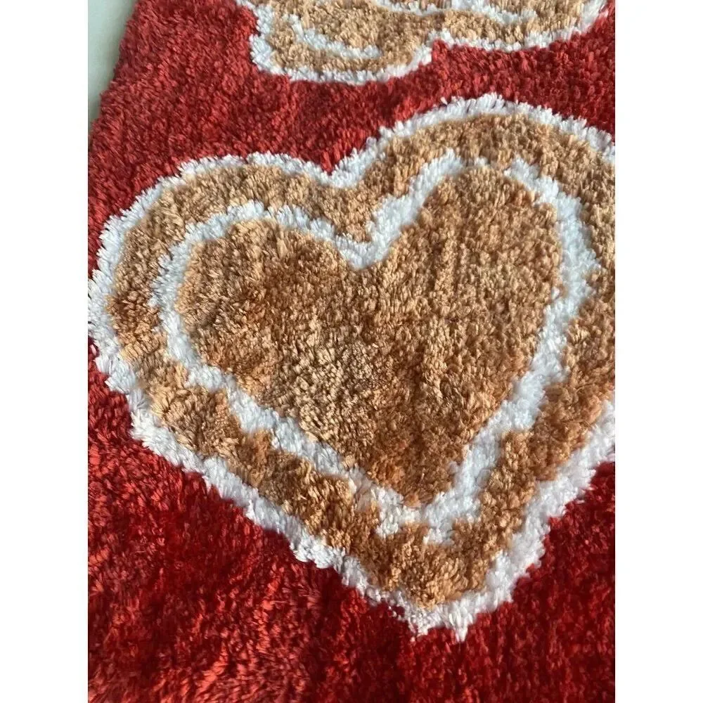 BETSEY JOHNSON Gingerbread Christmas NOVELTY BATH MAT Non Slip 20” X 30”‎ NEW
